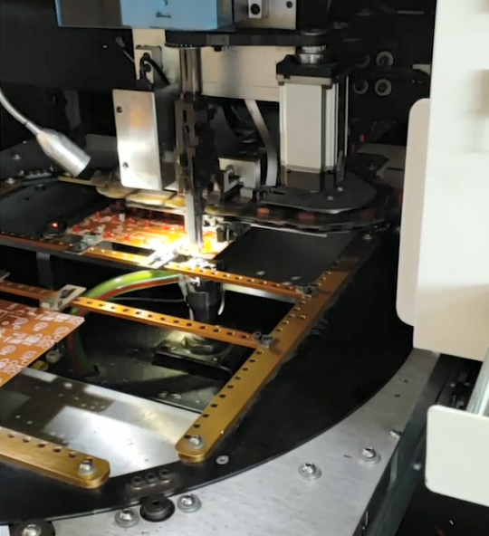 从人工智能到插件机 从人工智能到插件机