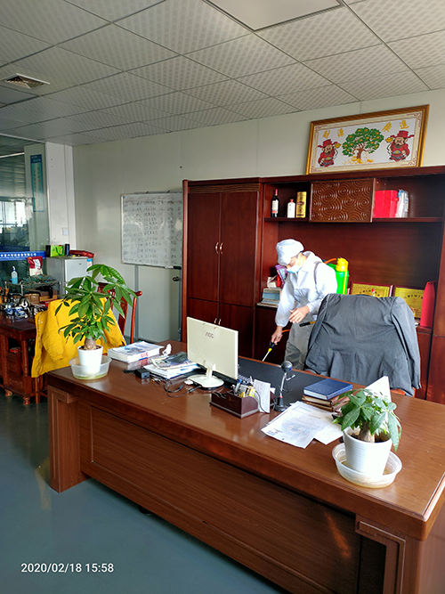 插件机厂家富兴智能严格实行疫情消毒工作