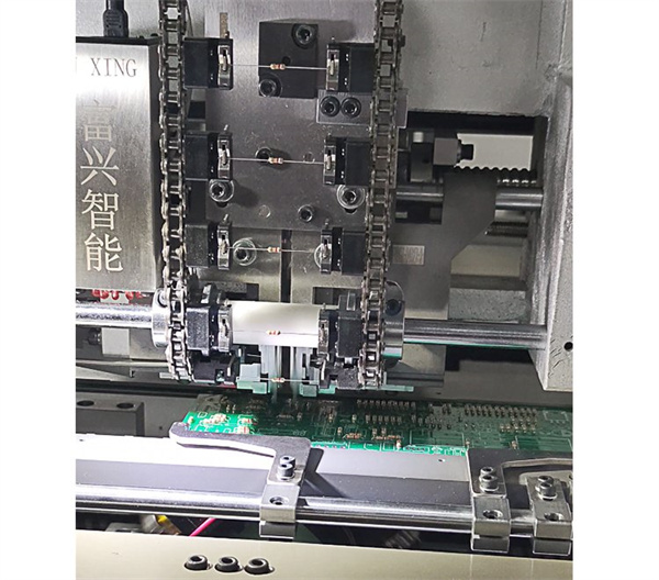 SMT生产中提高插件机设备生产效率，这些就够了